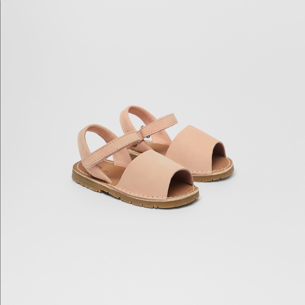 NWT Zara Size 9 toddler leather pink sandals with box